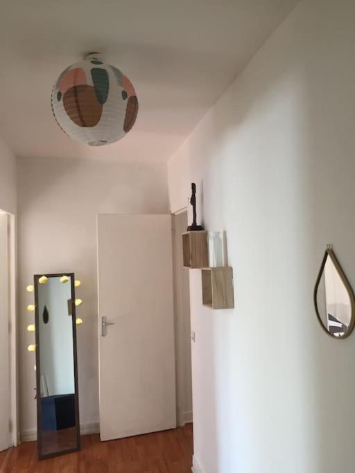 Cosy Large 20 Minutes Downtown Paris